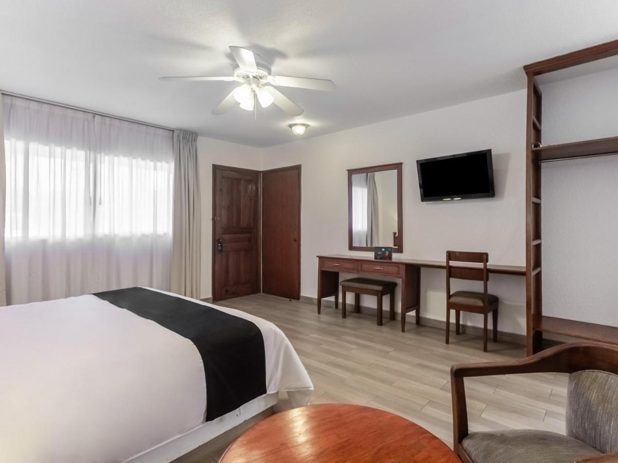 Capital O Mansion Los Arcos, San Luis Potosi Ngoại thất bức ảnh