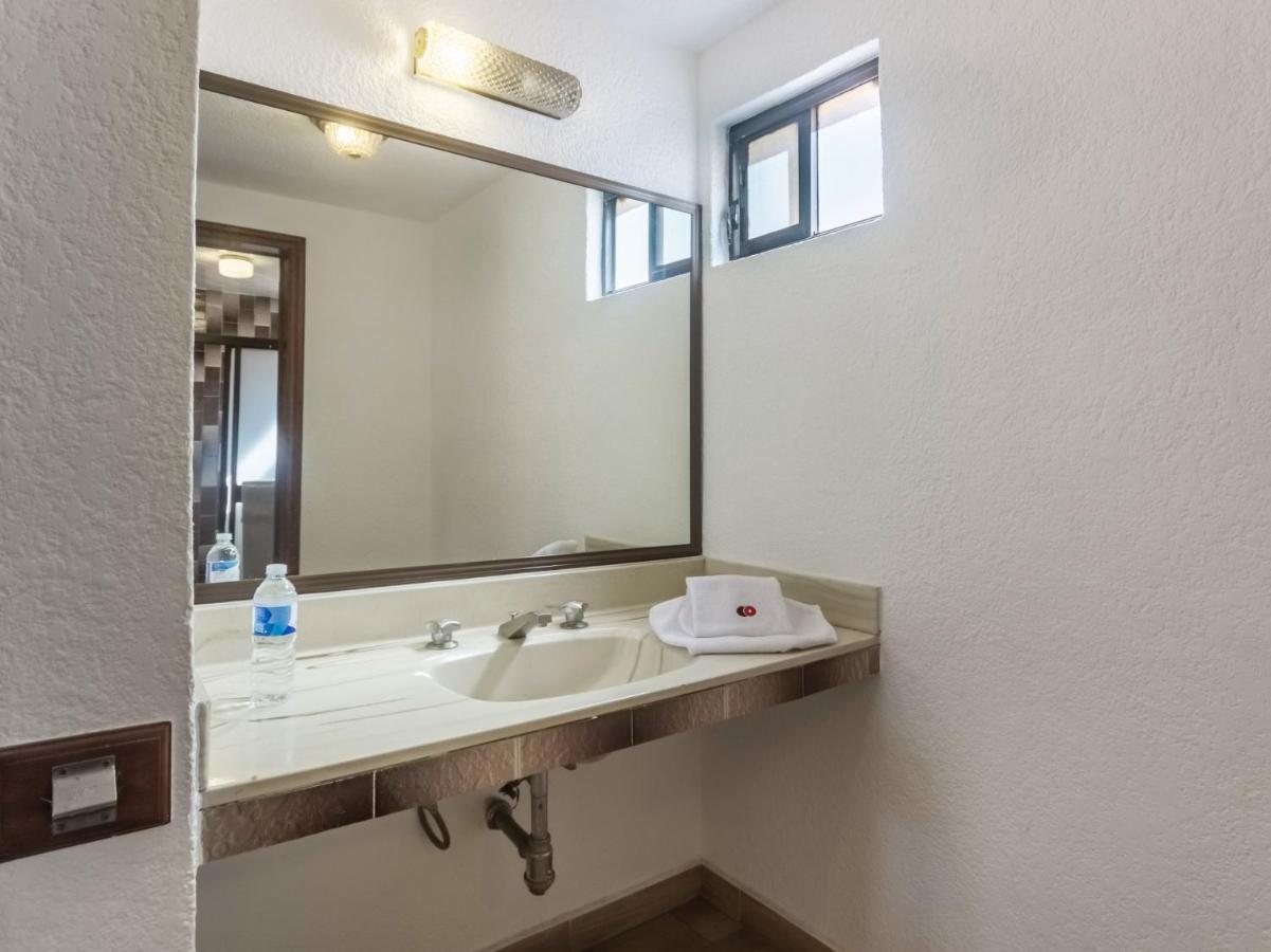 Capital O Mansion Los Arcos, San Luis Potosi Ngoại thất bức ảnh